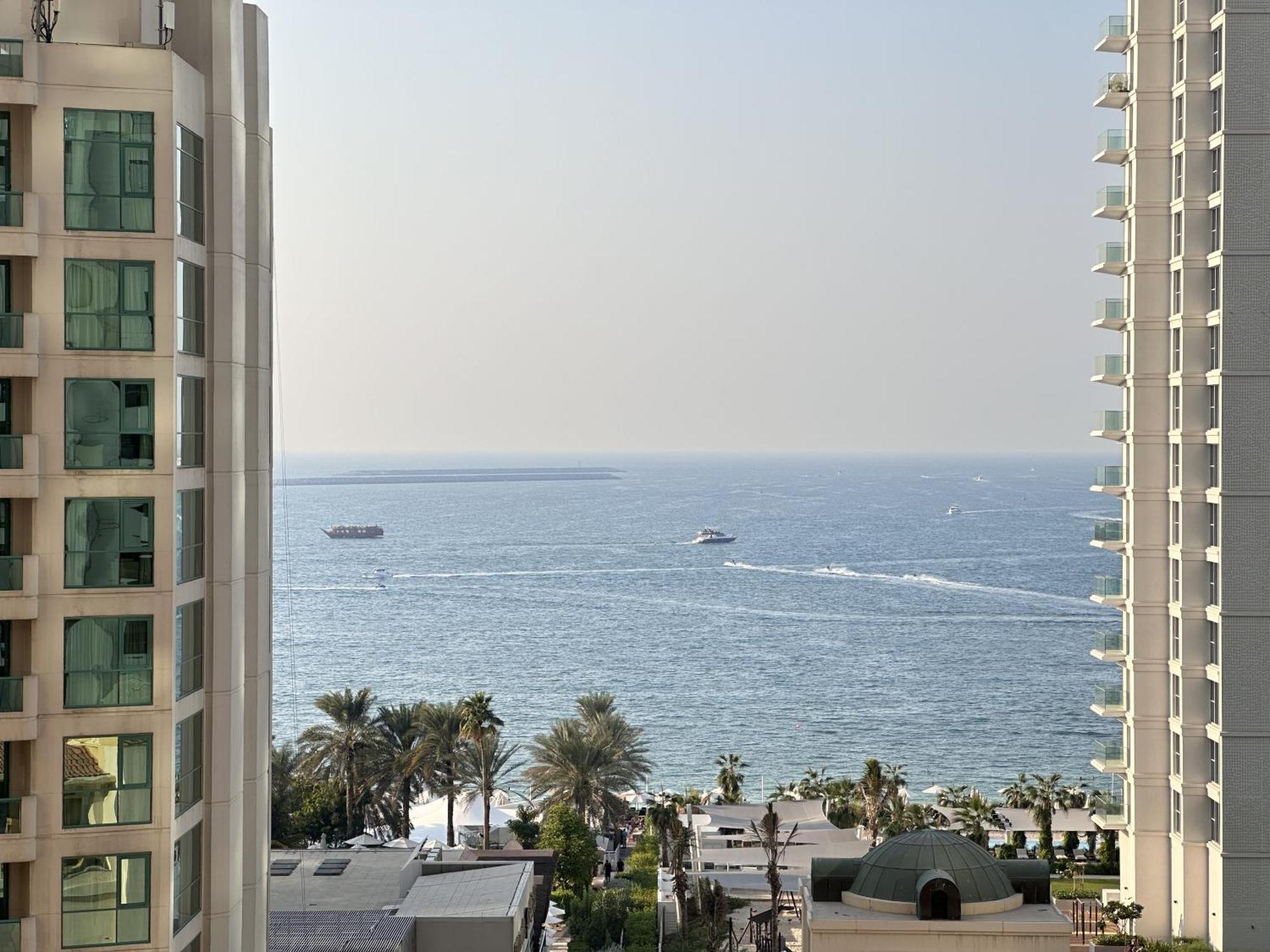 Bollywood Beach Hostel Dubaj Exteriér fotografie