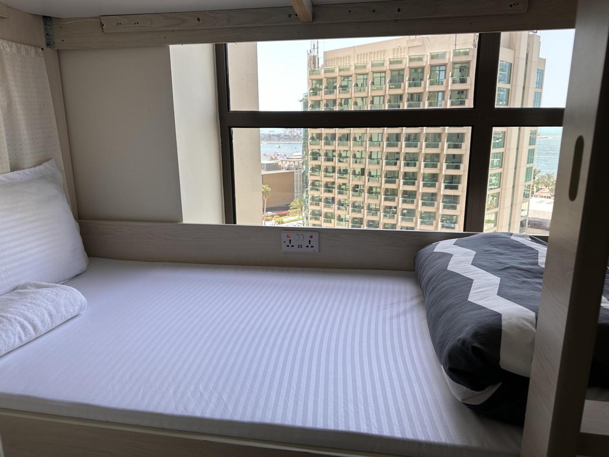 Bollywood Beach Hostel Dubaj Exteriér fotografie